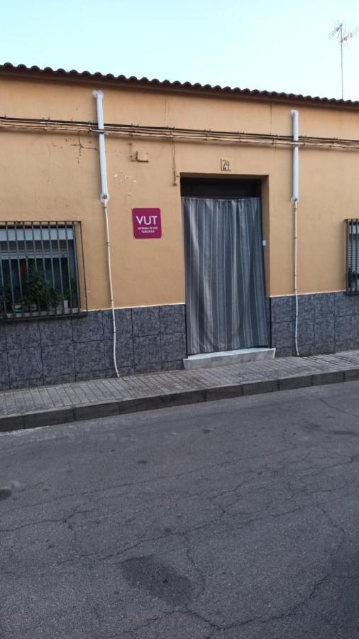 Acogedor Alojamiento Membrilla Exterior foto