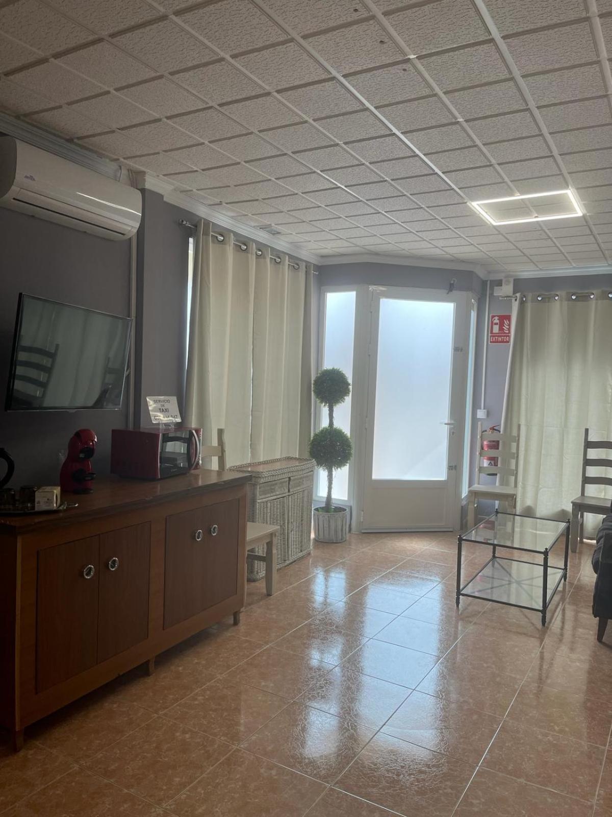 Acogedor Alojamiento Membrilla Exterior foto